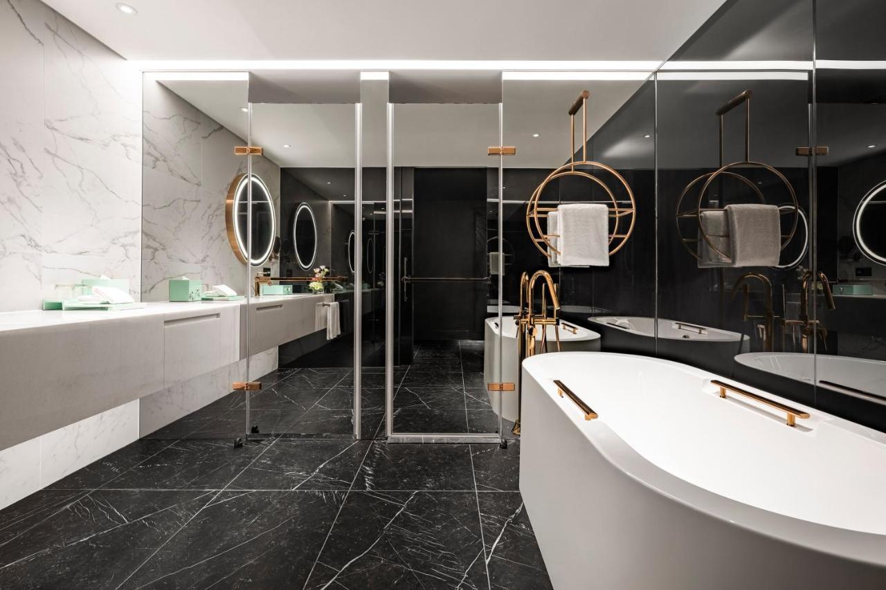 Le Meridien تايتشونغ المظهر الخارجي الصورة Bathroom interior design