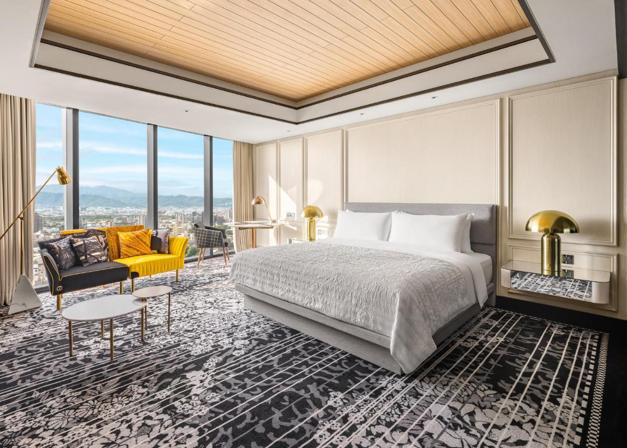 Le Meridien تايتشونغ المظهر الخارجي الصورة A bedroom at the hotel