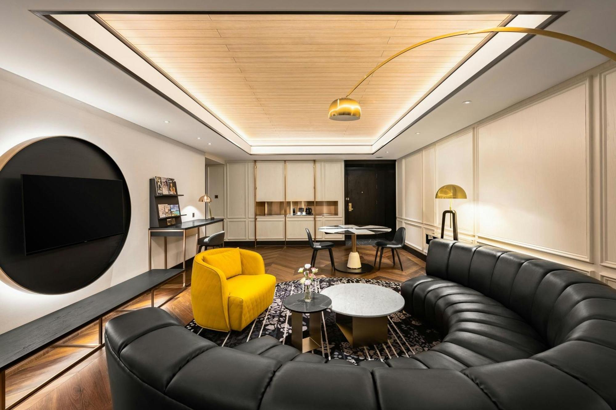 Le Meridien تايتشونغ المظهر الخارجي الصورة The interior of the 2018-built lounge
