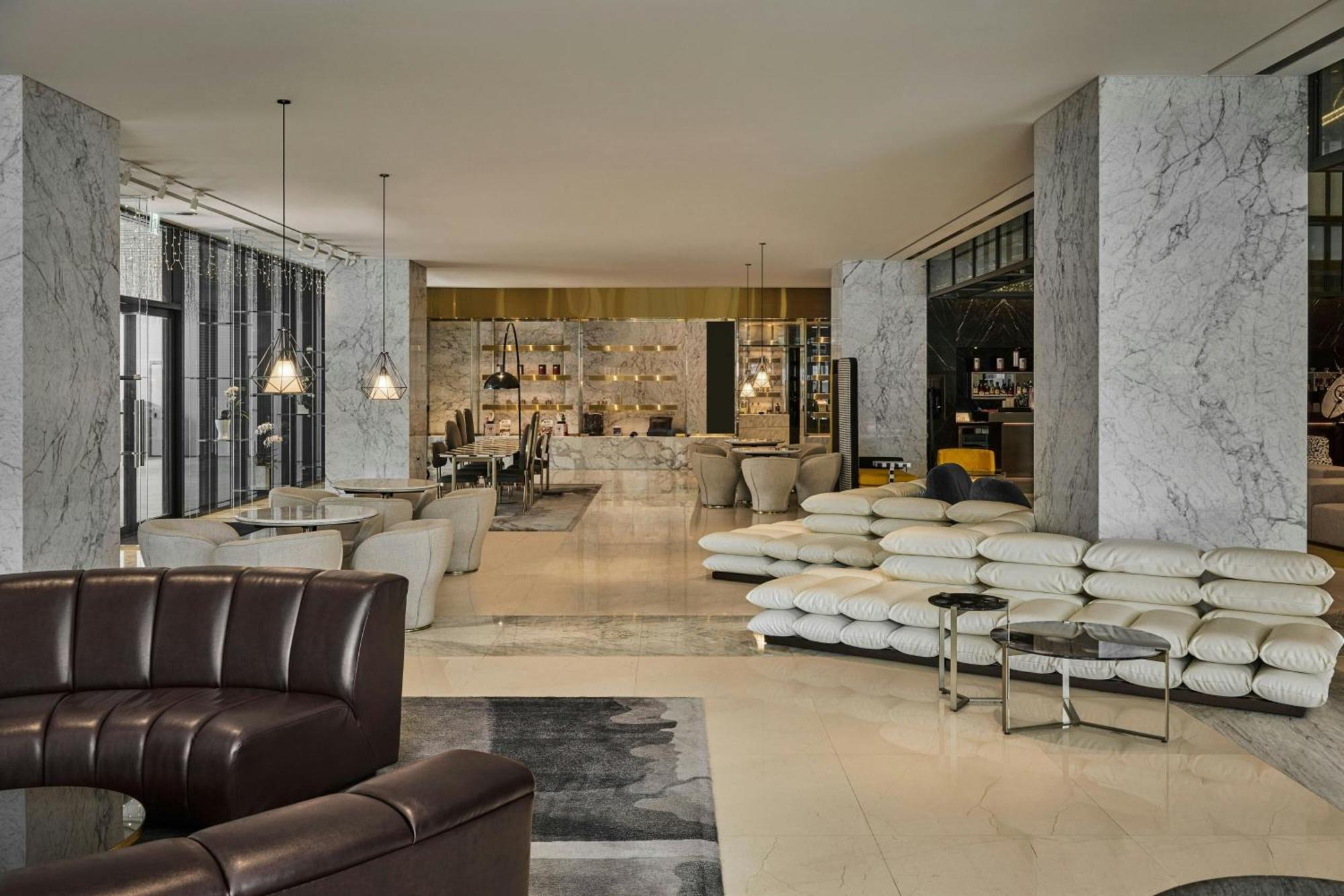 Le Meridien تايتشونغ المظهر الخارجي الصورة The Lounge at the airport